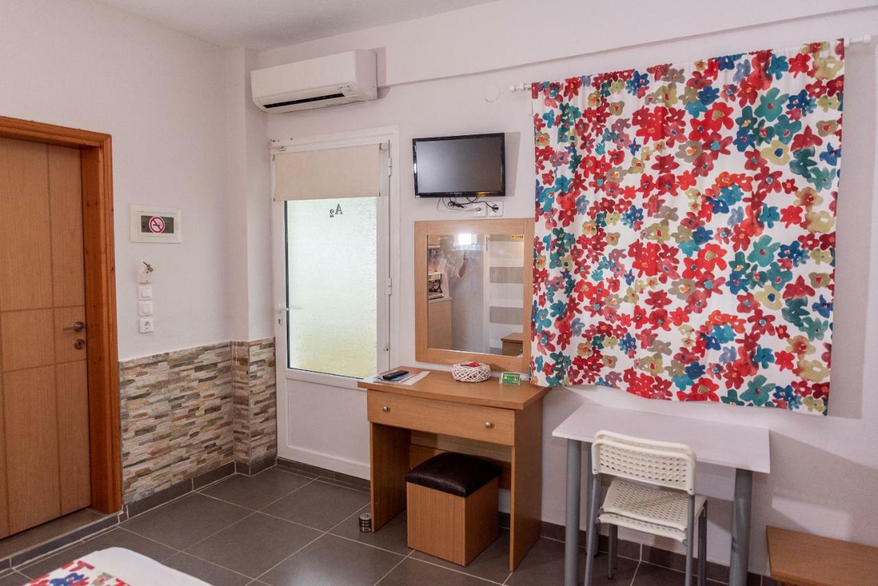 Nikos Apartments Ormos Panagias Ngoại thất bức ảnh